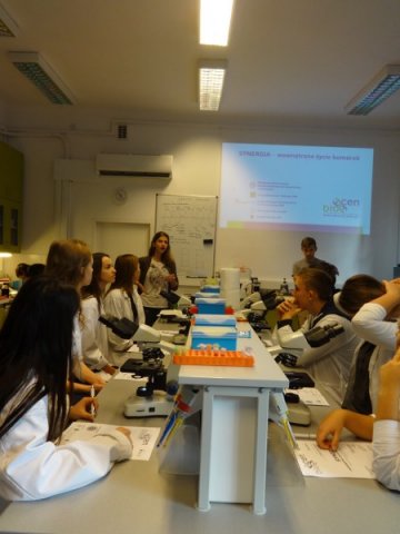 Naukowe warsztaty w BioCentrum Edukacji Naukowej w Warszawie
