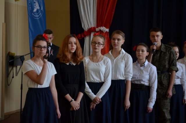 Szkolne Obchody Rocznicy Odzyskania Niepodległości 	