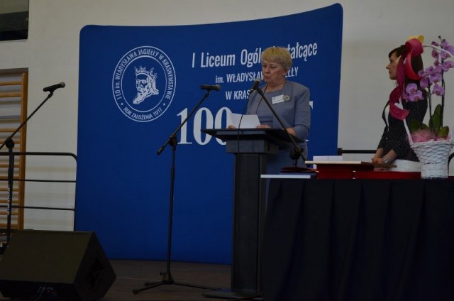 FOTORELACJA  Z  OBCHODÓW  100-LECIA  I  LICEUM OGÓLNOKSZTAŁCĄCEGO IM. WŁADYSŁAWA JAGIEŁŁY W KRASNYMSTAWIE