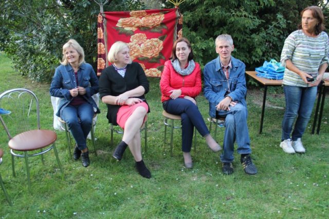„Otrzęsiny przy ognisku w Internacie”