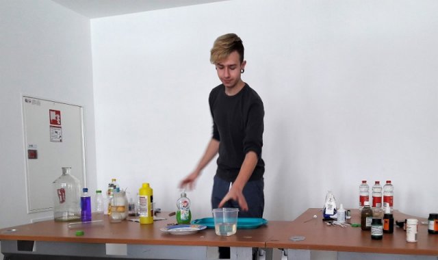 Ferie z chemią!